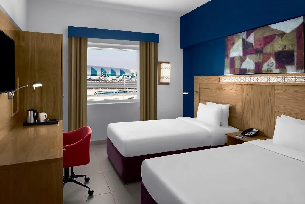 Holiday Inn Express Dubai Airport By Ihg Hotel