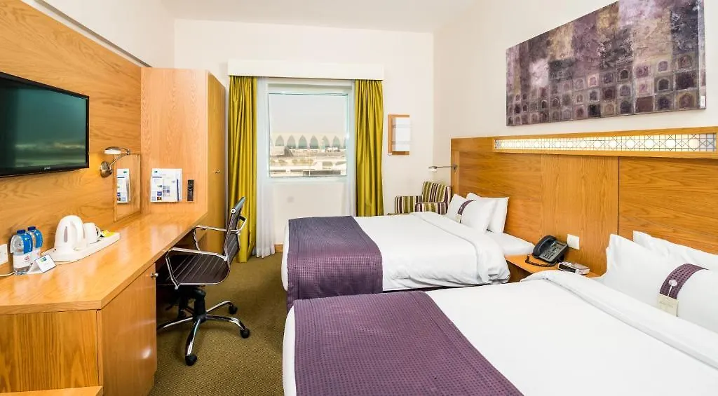 Holiday Inn Express Dubai Airport By Ihg 3*,