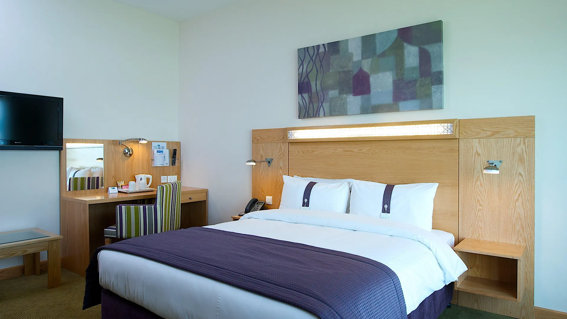 Holiday Inn Express Dubai Airport By Ihg