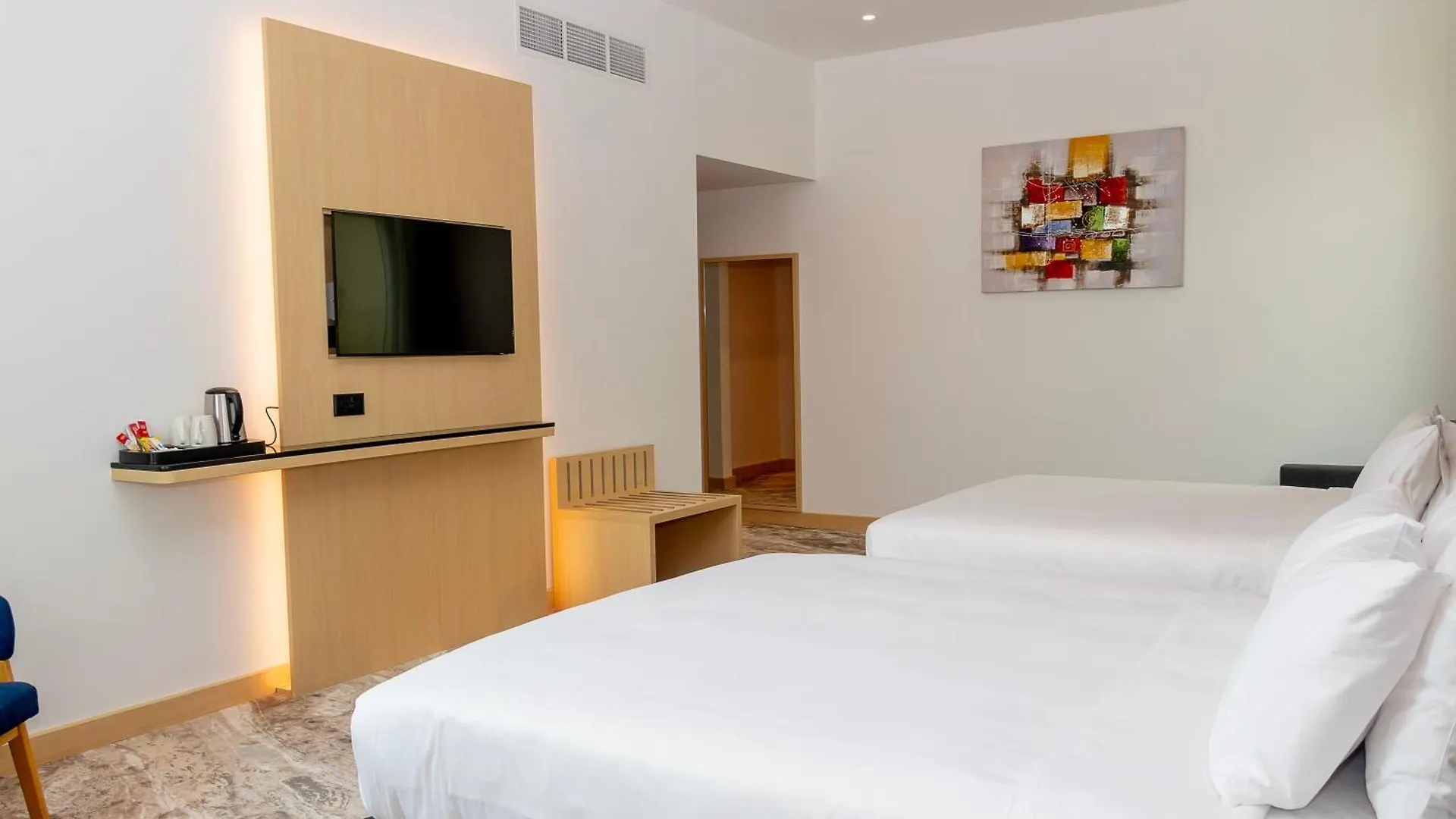 Holiday Inn Express Dubai Airport By Ihg