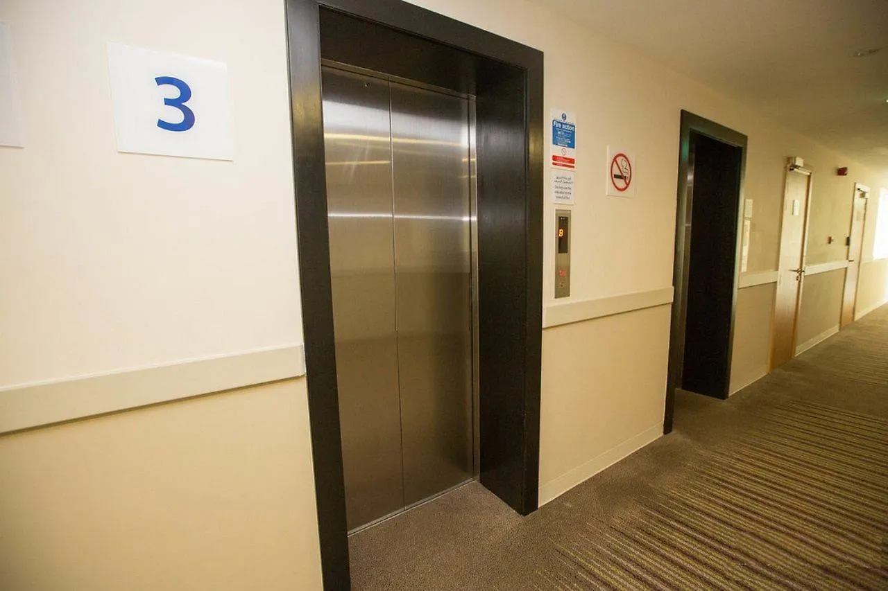 Holiday Inn Express Dubai Airport By Ihg Hotel