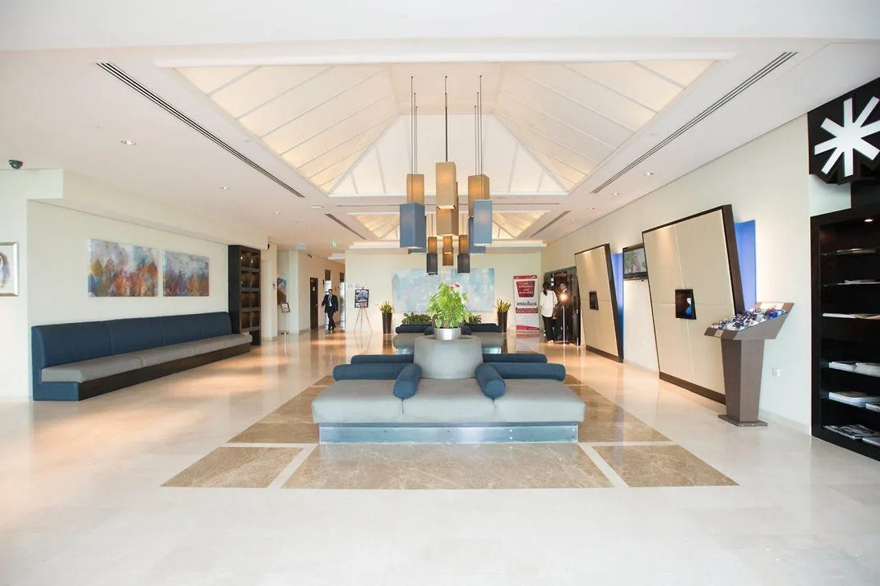Hotel Holiday Inn Express Dubai Airport By Ihg