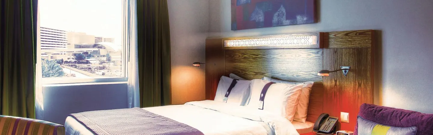 Hotel Holiday Inn Express Dubai Airport By Ihg