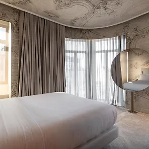 Dos Reis By The Beautique 酒店
