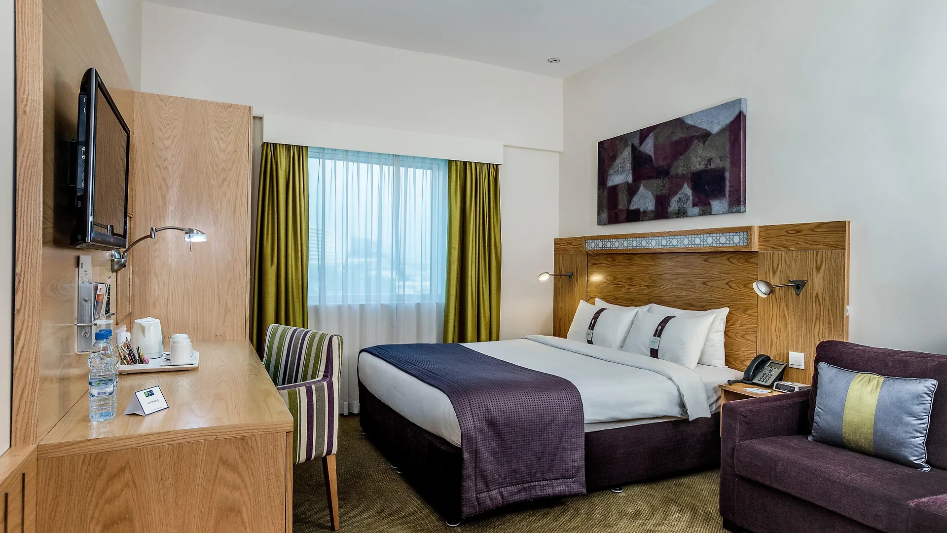 Holiday Inn Express Dubai Airport By Ihg Hotel