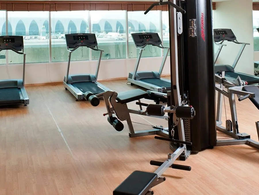 Holiday Inn Express Dubai Airport By Ihg Hotel