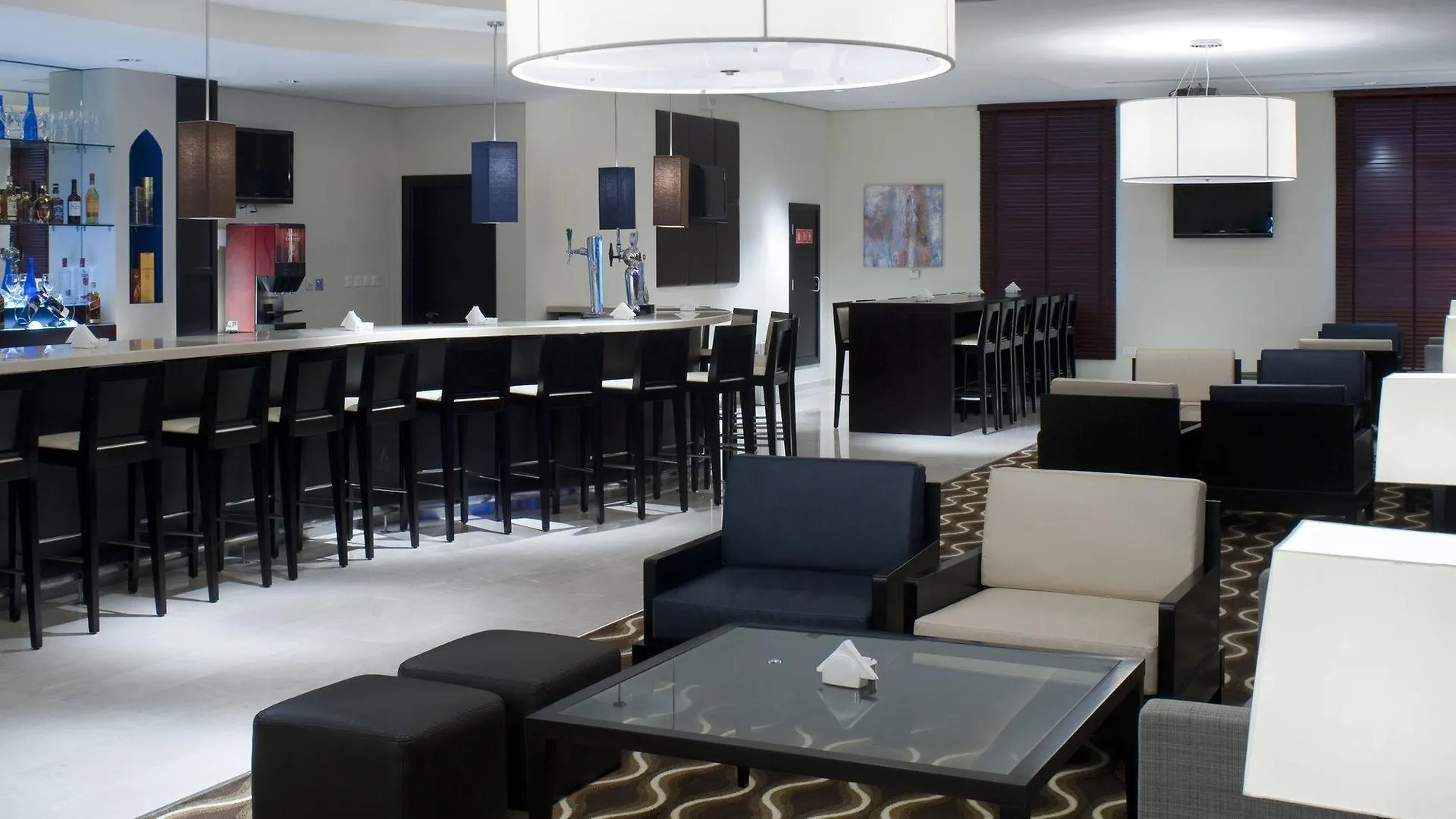 Holiday Inn Express Dubai Airport By Ihg Hotel