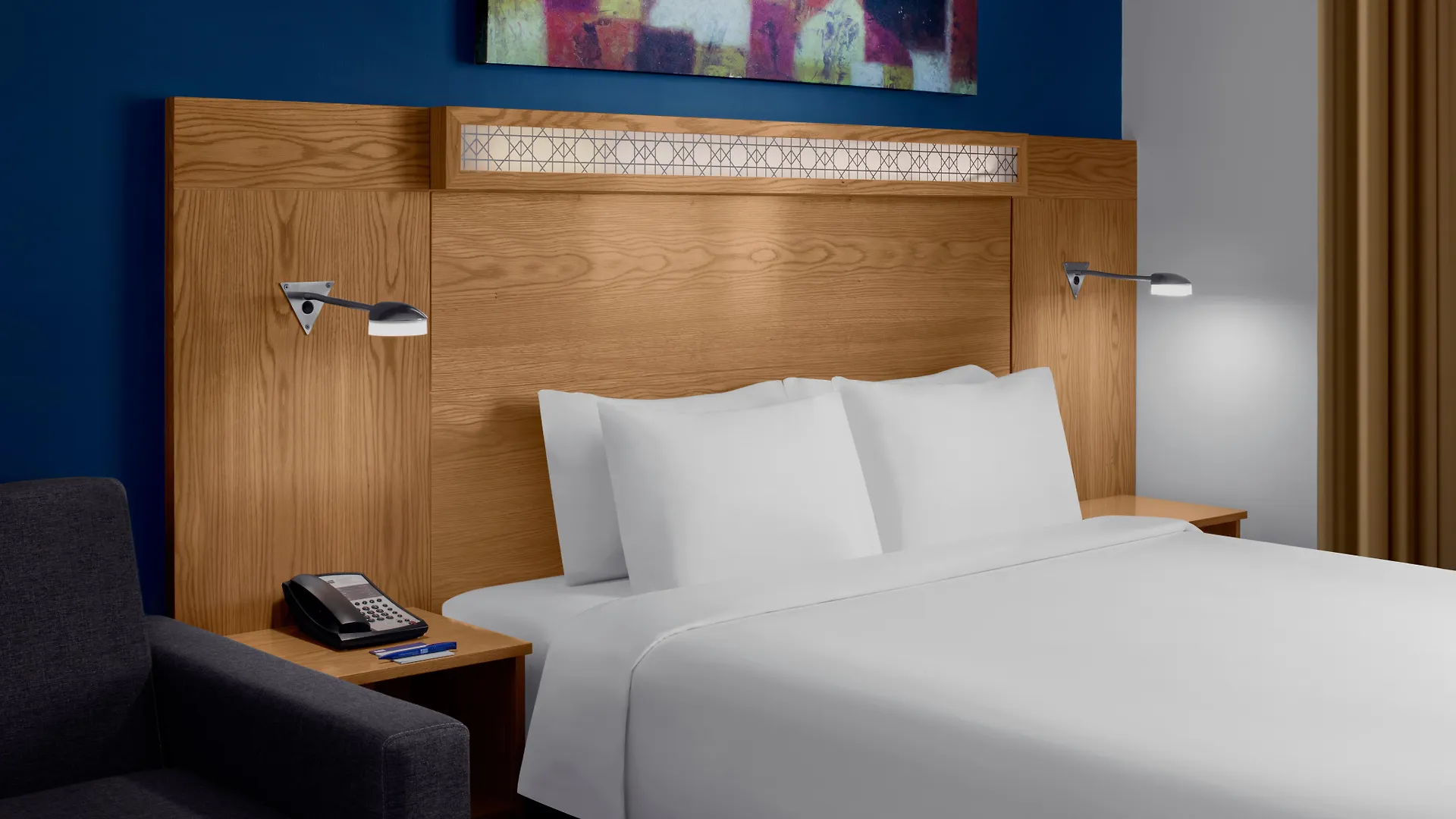 Holiday Inn Express Dubai Airport By Ihg Hotel